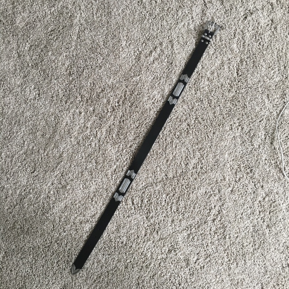 Urban outfitters western style black belt
